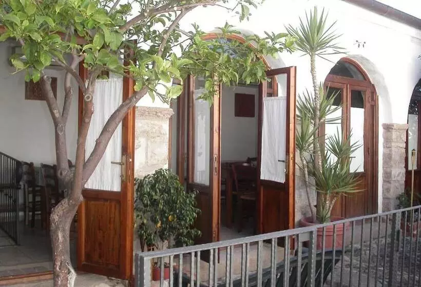 ホテル Locanda La Rosa