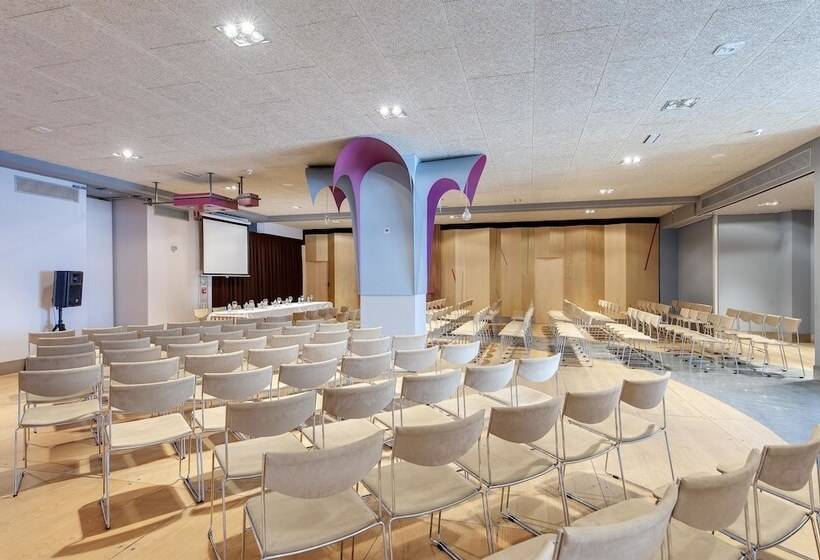 فندق & Spa Real Badaguás Jaca