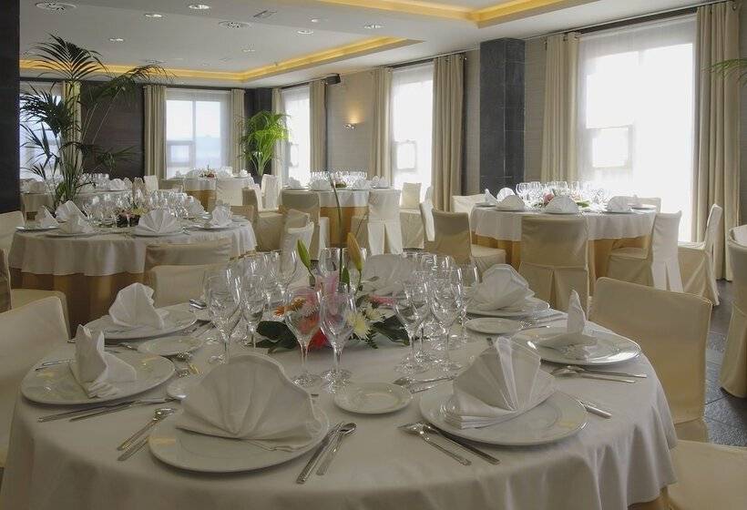 فندق & Spa Real Badaguás Jaca