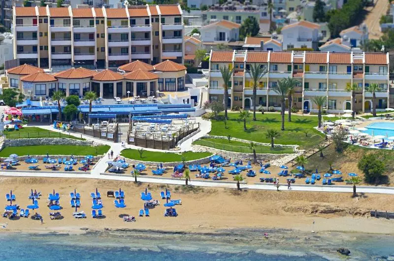 Myroandrou Beach Hotel Apartments