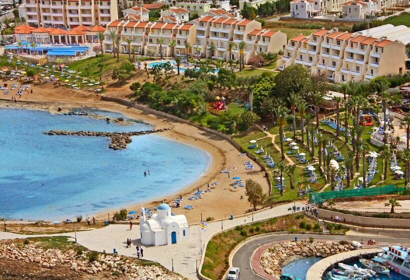 Myroandrou Beach Hotel Apartments