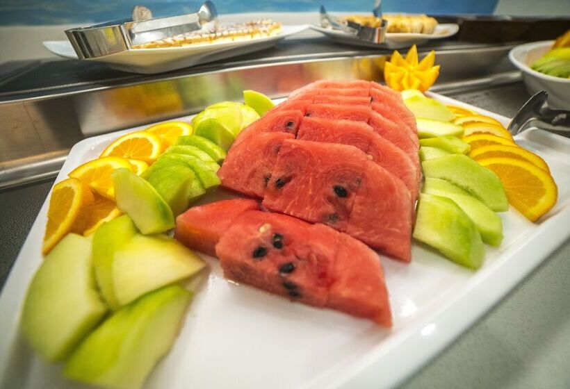 Myroandrou Beach Hotel Apartments