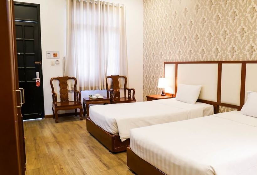 7s Hotel An Phú Central