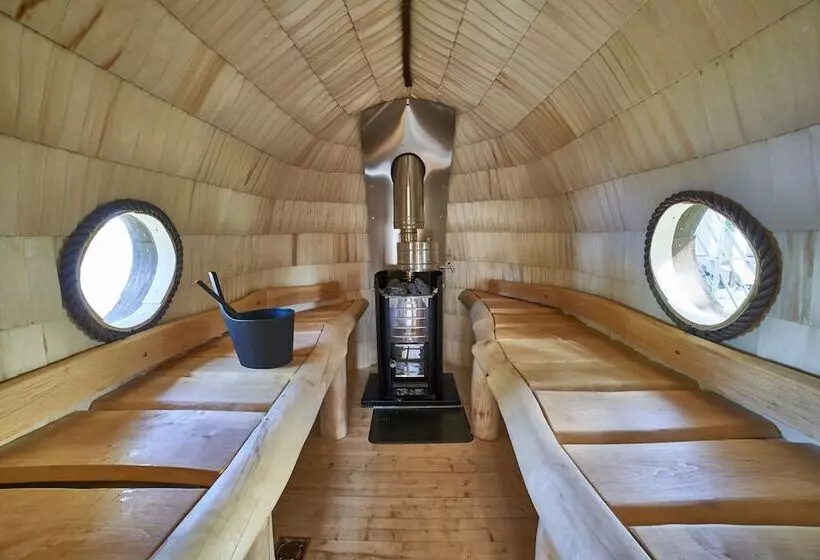 هتل B&b Villa Kauppila