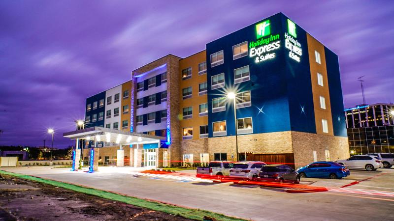 בית מלון כפרי Holiday Inn Express & Suites Dallas Central Market Center By Ihg