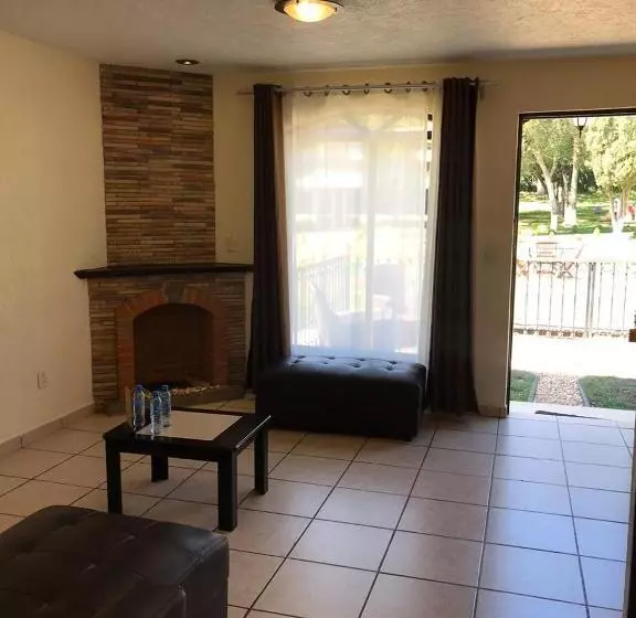 Hotelli & Glamping Huasca Sierra Verde