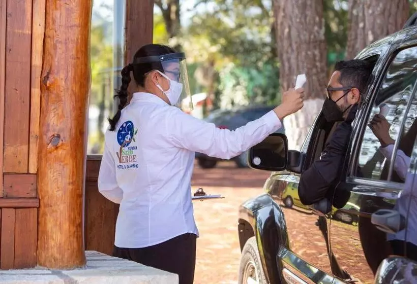 Hotelli & Glamping Huasca Sierra Verde