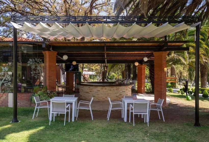 Hotelli & Glamping Huasca Sierra Verde