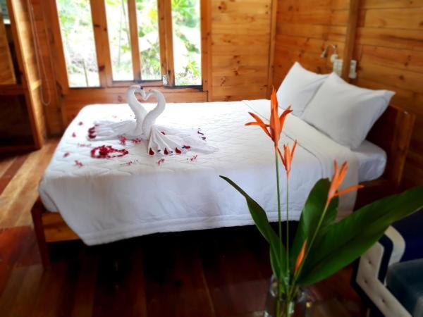 Pensão Phu Quoc Sen Lodge Bungalow Village