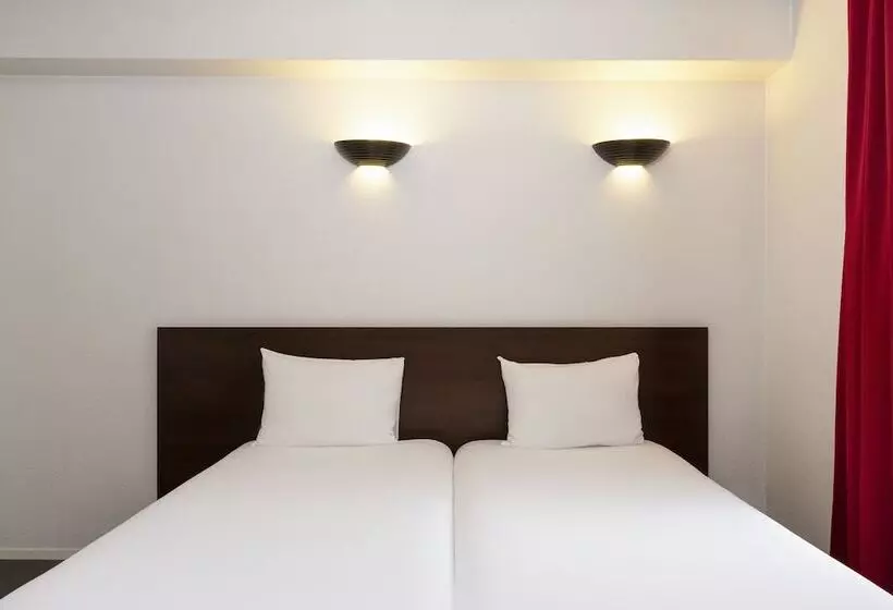 Aparthotel Adagio Access La Défense   Léonard De Vinci