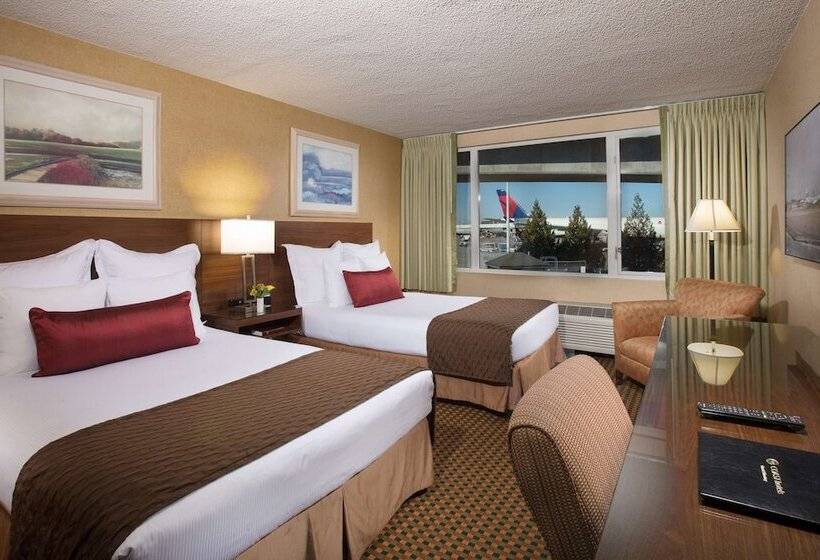 هتل Coast Gateway