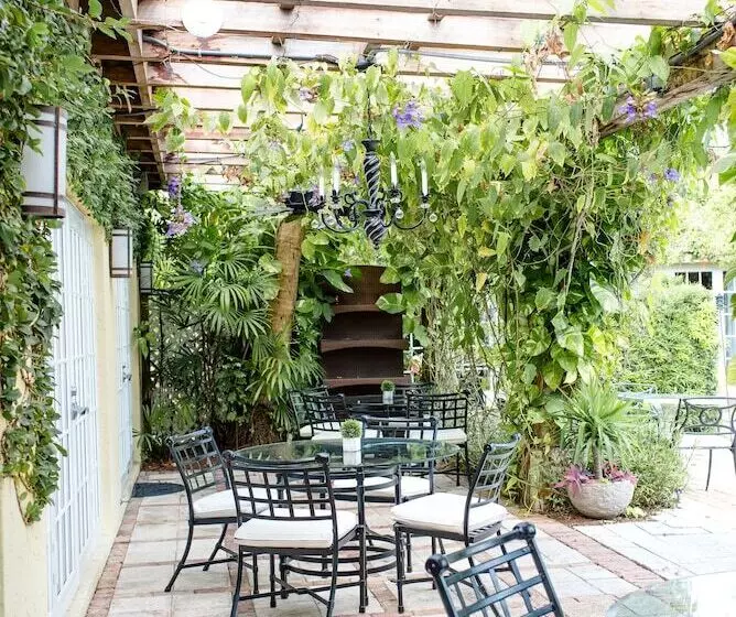 Отель Escalante