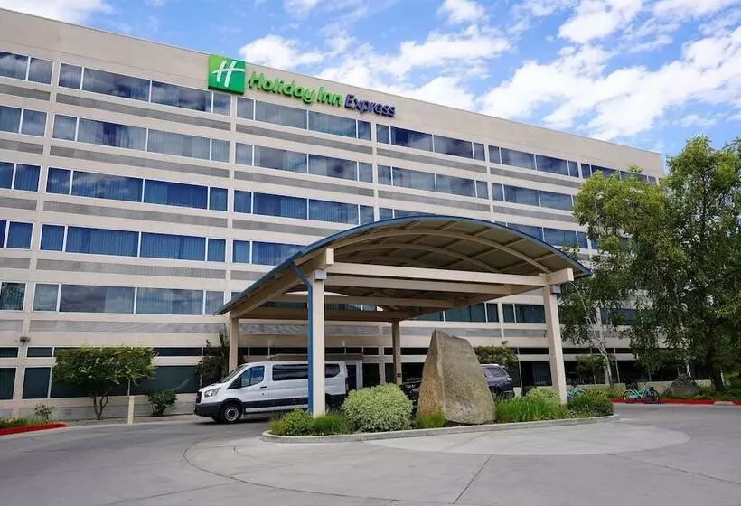Отель Holiday Inn Express Boise Downtown, An Ihg