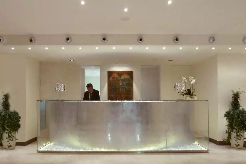 ホテル Lugano Torretta