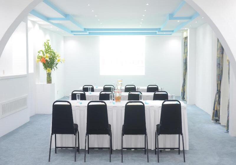 هتل Mision Jalpan