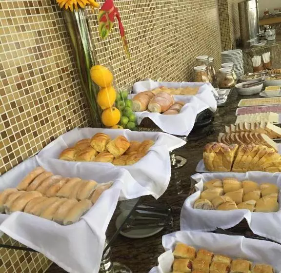 ホテル Petrolina Palace