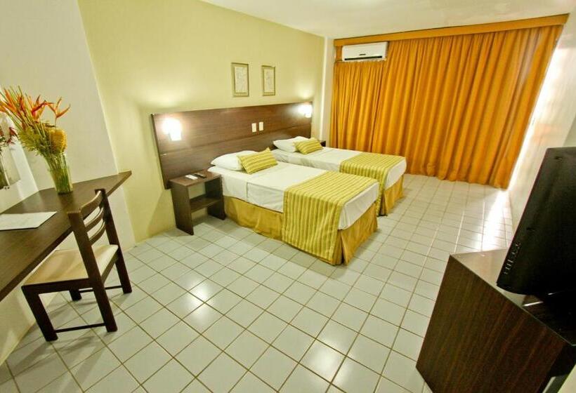 هتل Petrolina Palace