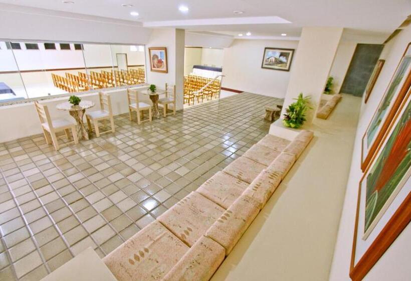 هتل Petrolina Palace