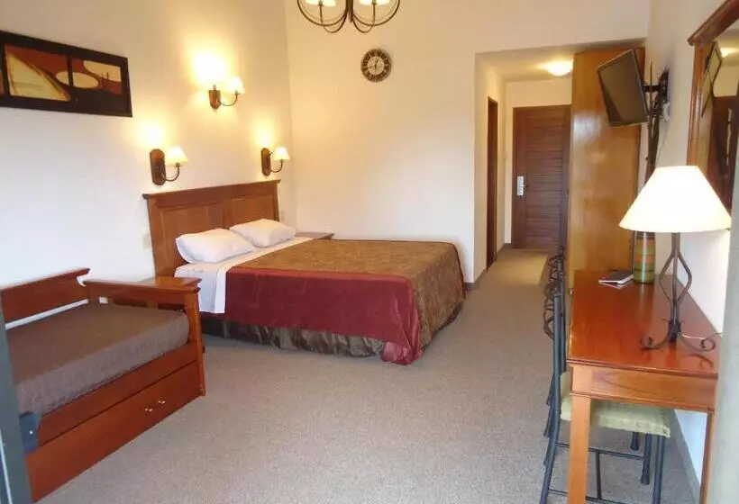 Отель Termas Posada Del Siglo Xix