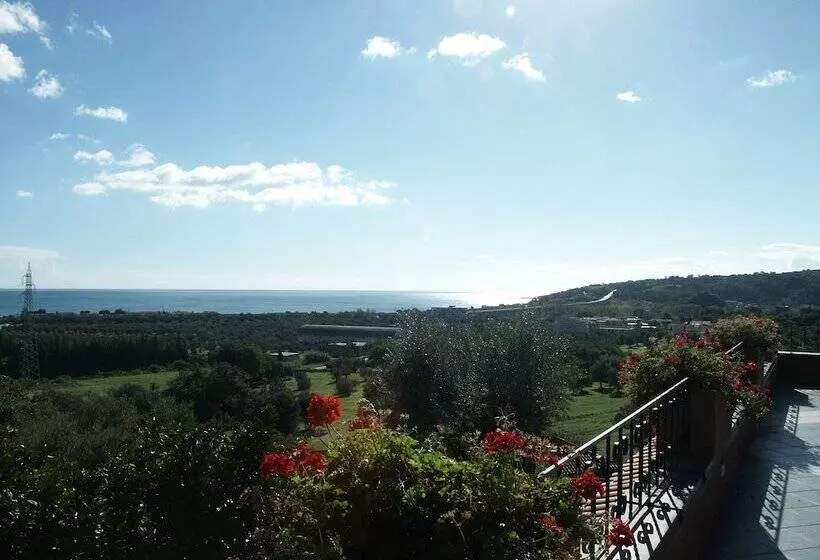 호텔 Villaggio Calaghena