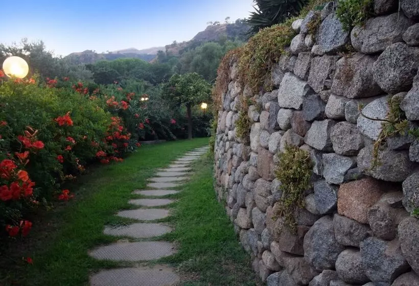 호텔 Villaggio Calaghena