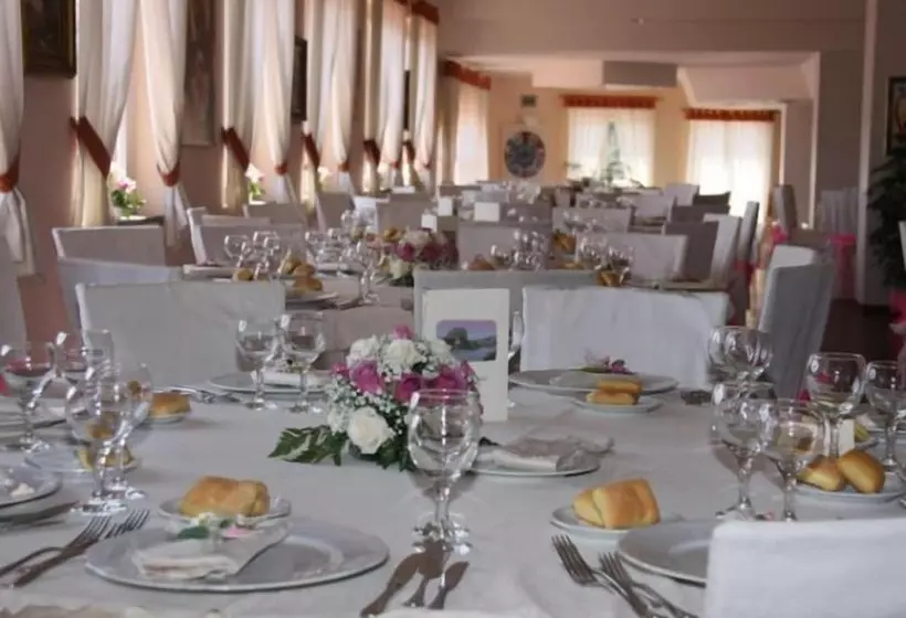 호텔 Villaggio Calaghena