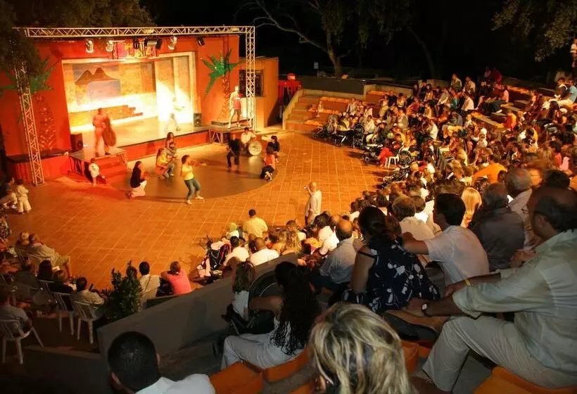 호텔 Villaggio Calaghena