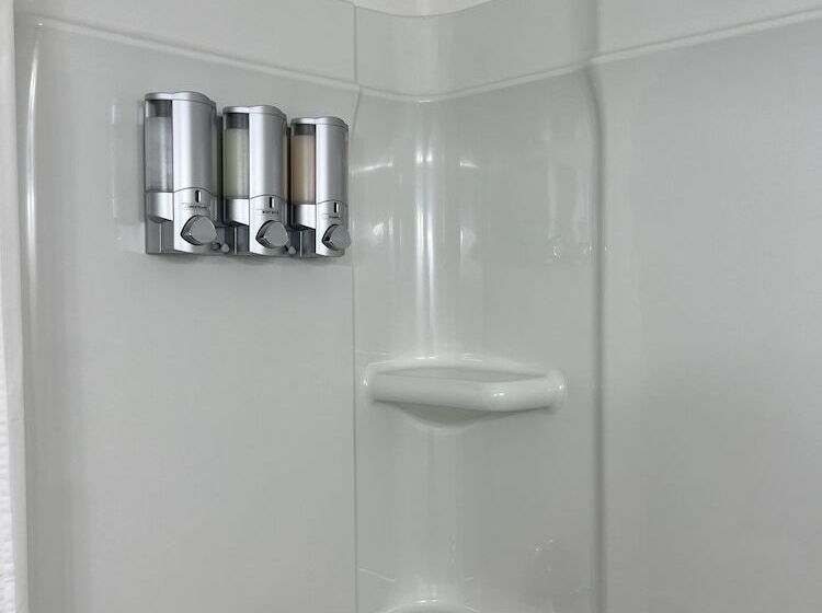 فندق Voyager Inn