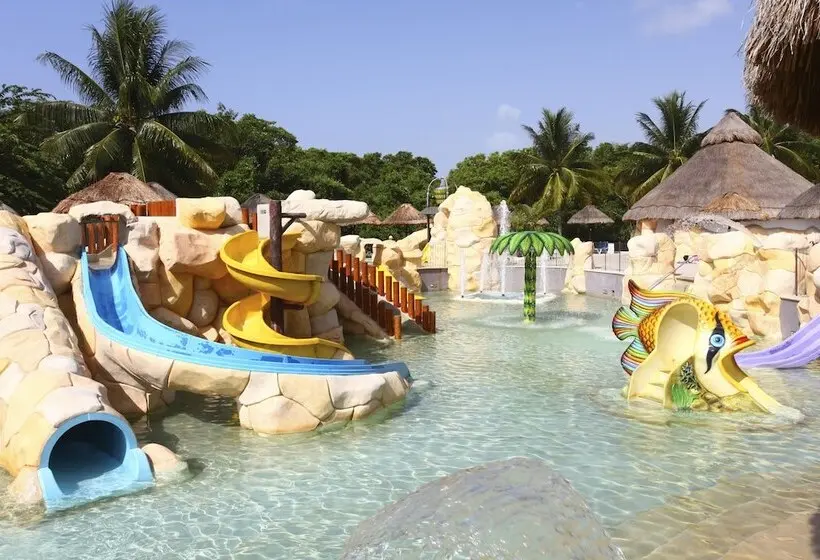 Sandos Caracol Nature Resort & Water Park