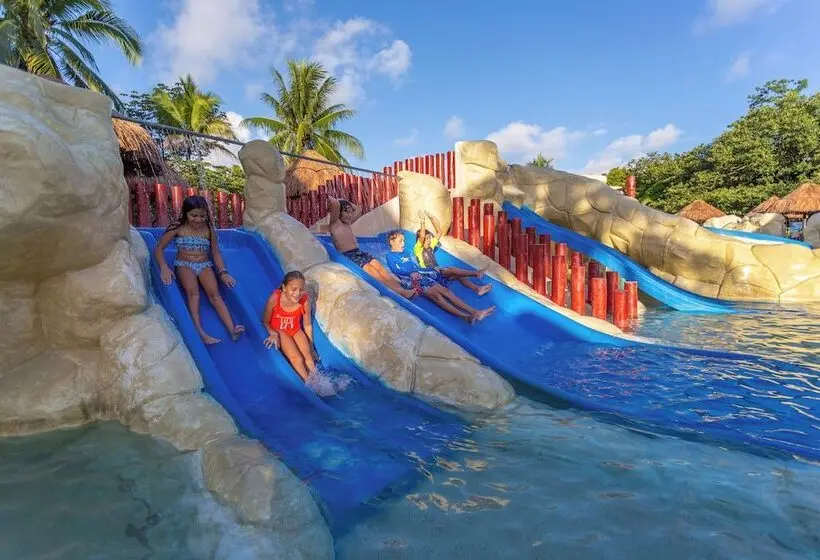 Sandos Caracol Nature Resort & Water Park