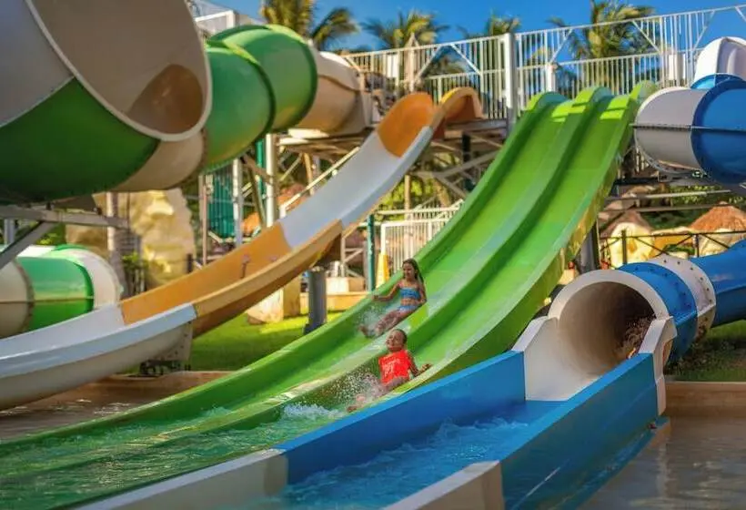 Sandos Caracol Nature Resort & Water Park