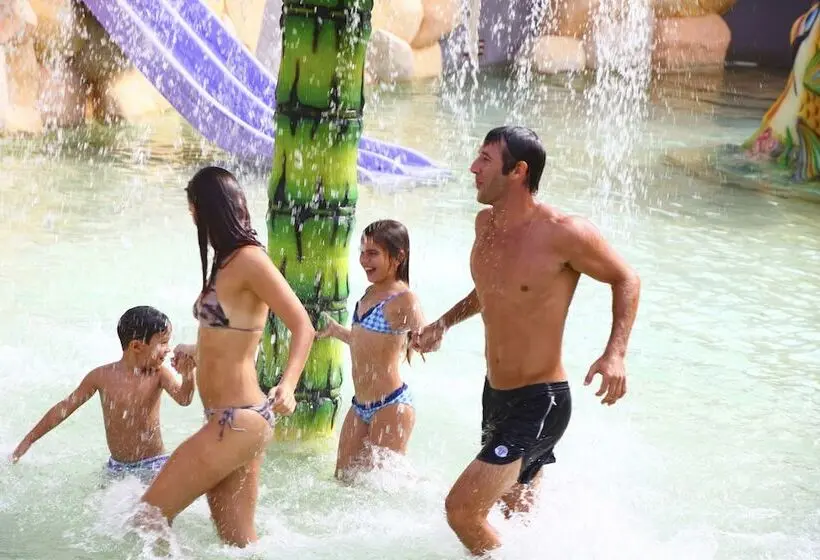 Sandos Caracol Nature Resort & Water Park