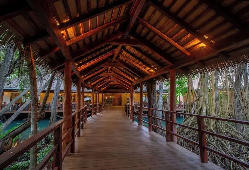 Sandos Caracol Nature Resort & Water Park