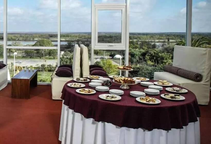 Sol Victoria Hotel Spa & Casino