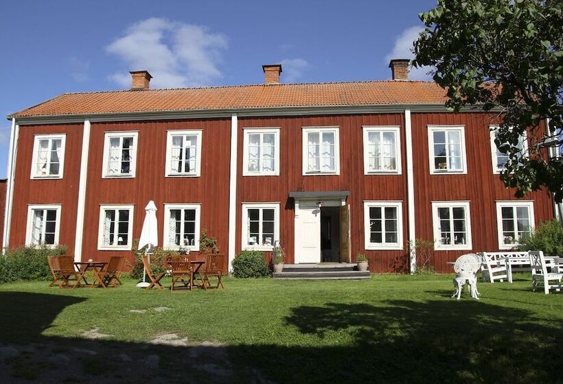 Frägsta Hälsingegård Bed & Breakfast