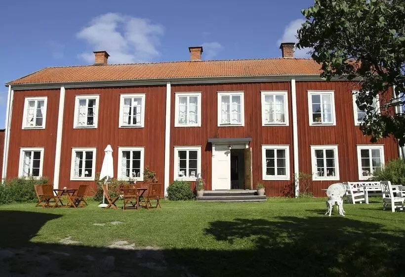 Frägsta Hälsingegård Bed & Breakfast