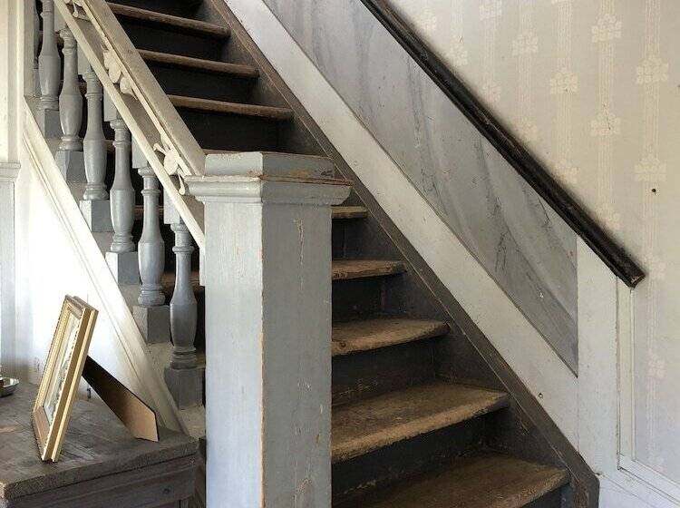 Frägsta Hälsingegård Bed & Breakfast