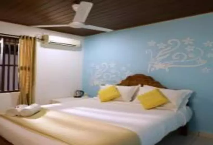 Hotelli Arogya Lake Resort