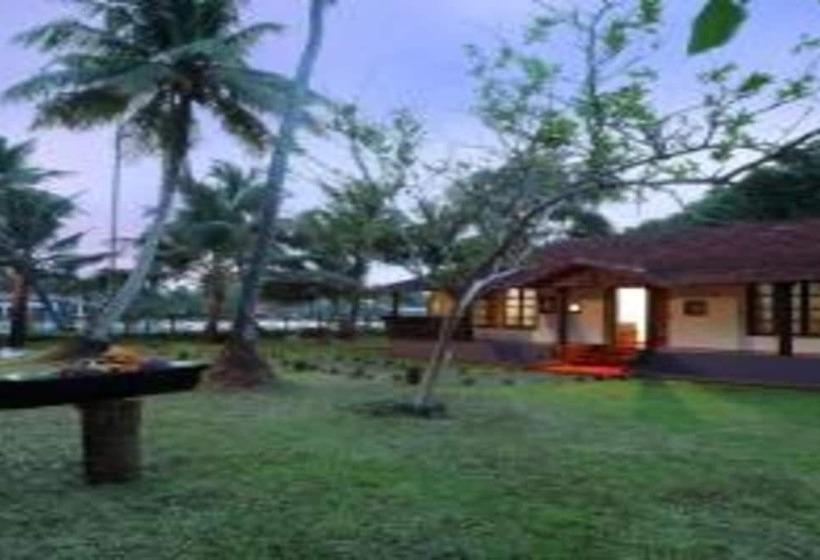 فندق Arogya Lake Resort