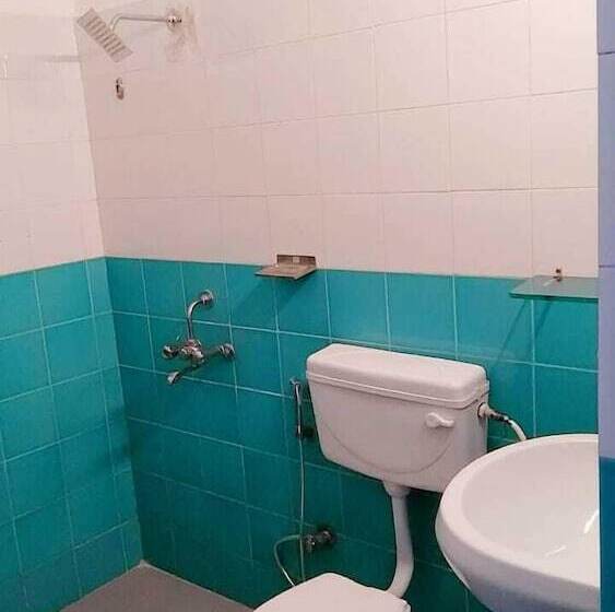 Hotel Candolim Hideout Resort