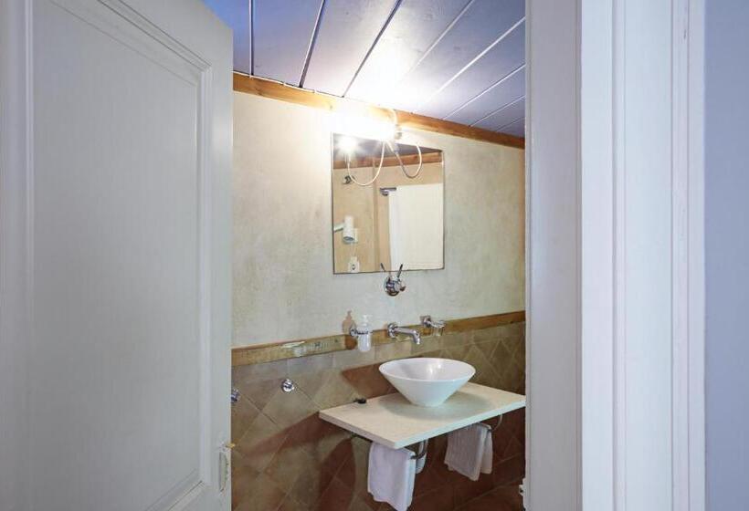 هتل Guesthouse Lila