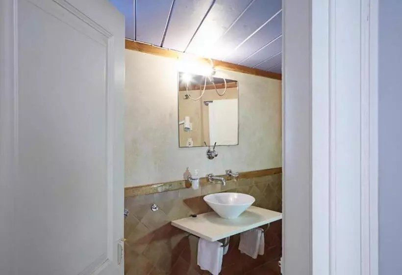 هتل Guesthouse Lila