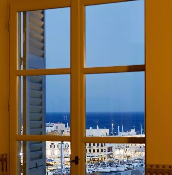 هتل Guesthouse Lila