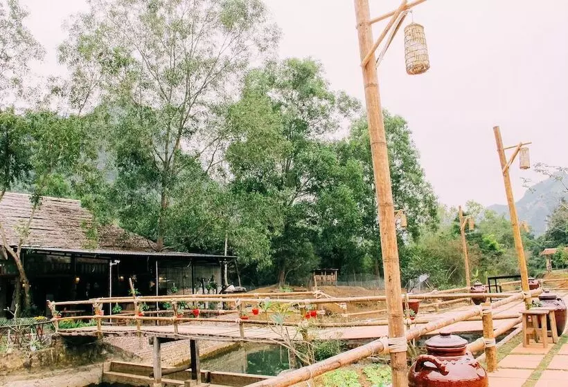 هتل Hoi Lake Farmstay