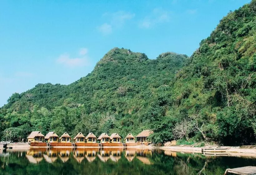 هتل Hoi Lake Farmstay