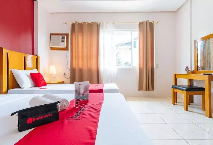 Hotelli Reddoorz Near Caticlan Airport