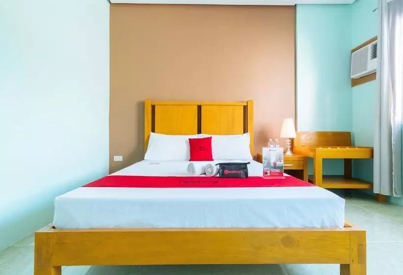Hotelli Reddoorz Near Caticlan Airport