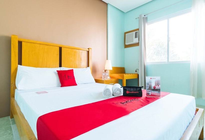 فندق Reddoorz Near Caticlan Airport