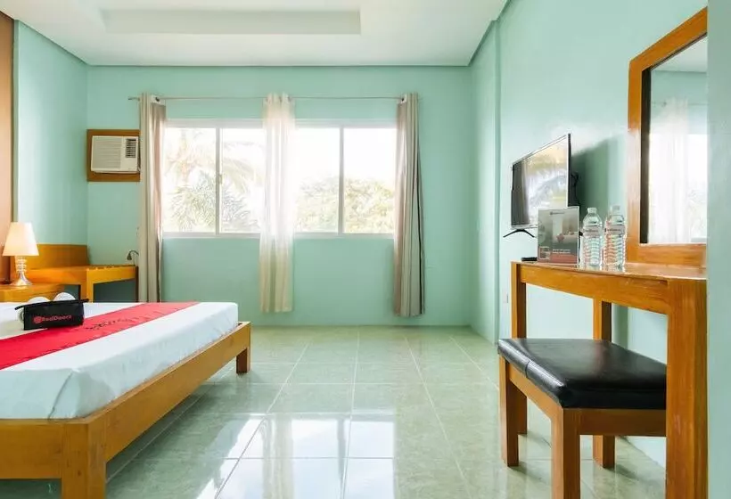 Hotelli Reddoorz Near Caticlan Airport
