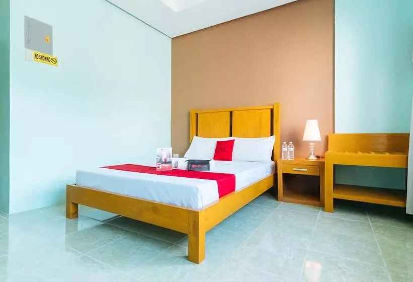 Hotelli Reddoorz Near Caticlan Airport